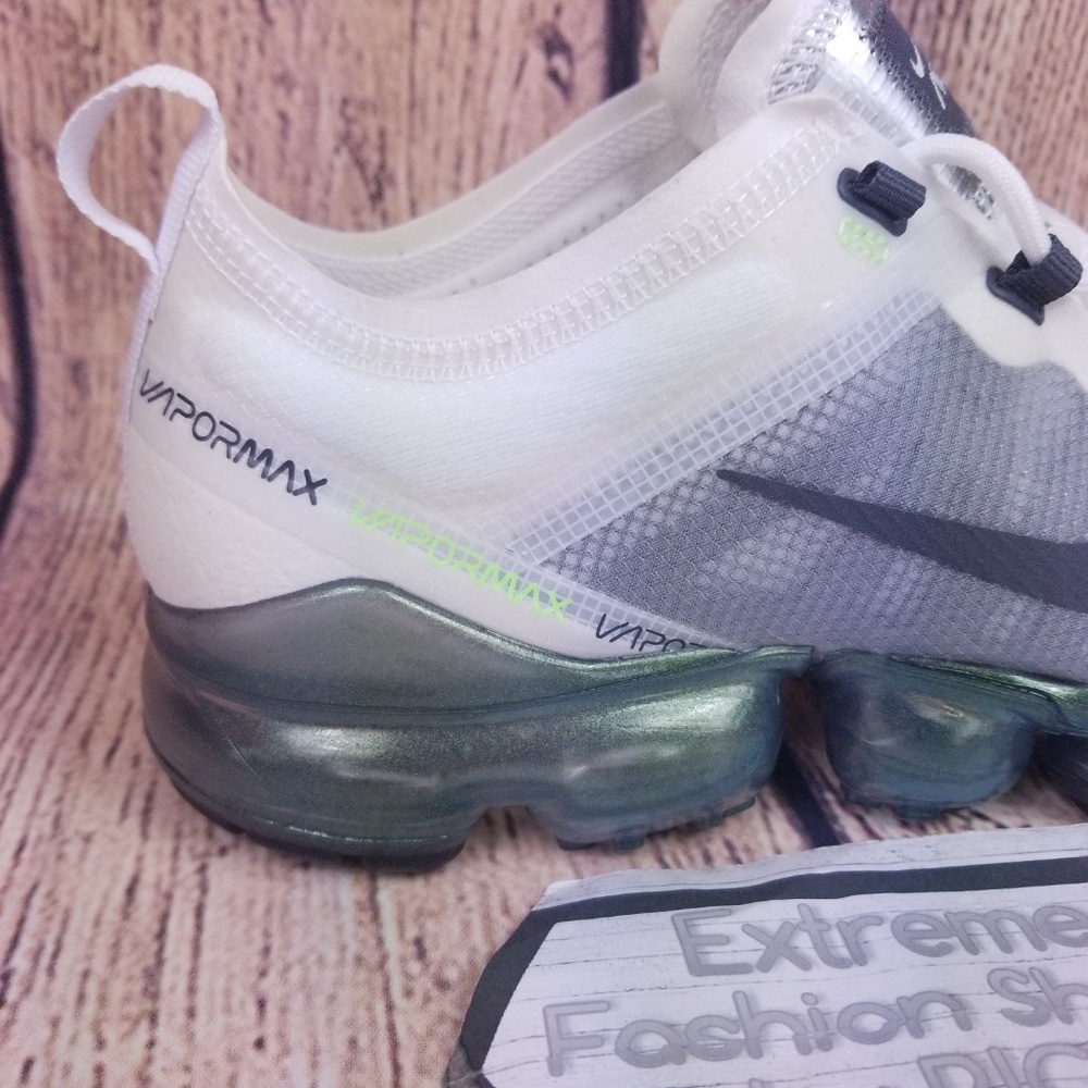 Nike Air Vapormax 2019 Premium Mens Running Shoes - Picture 2 of 8